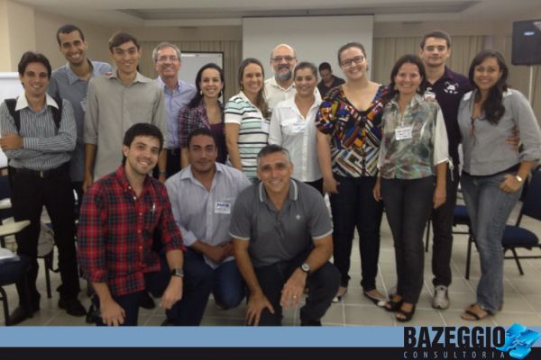 Conduzindo Apresentações para profissionais da CEF Paulo Carvalho Cursos e Treinamentos Bazeggio consultoria